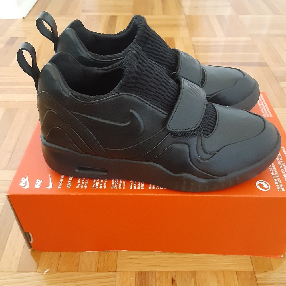 Nike Air Tech Challenge XVII size 5 - Picture 9 of 11